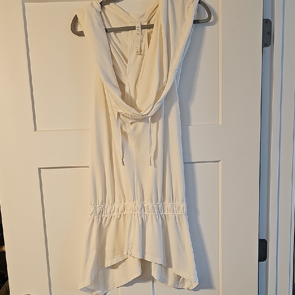Lululemon White Hooded Tanktop Tunic